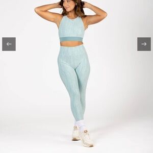 P’Tula Peak 26” Leggings